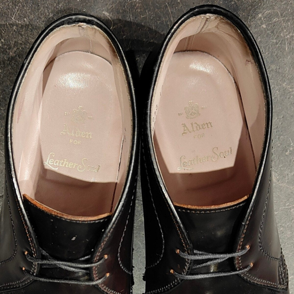 極美品 【ALDEN】オールデン レザーソウル別注 14789 チャッカブーツ コードバン ブラック サイズ US9D プラザラスト