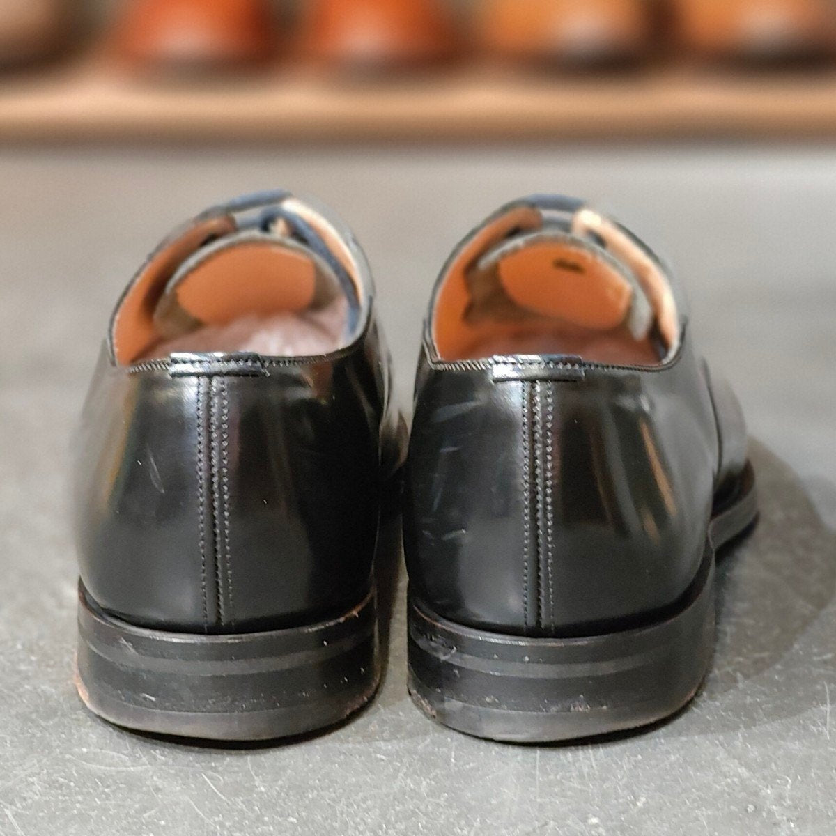 美品【Church’s】チャーチ コンサル ストレートチップ ポリッシュドバインダーカーフ ブラック サイズ 6.5F 173ラスト 定価¥176,000-