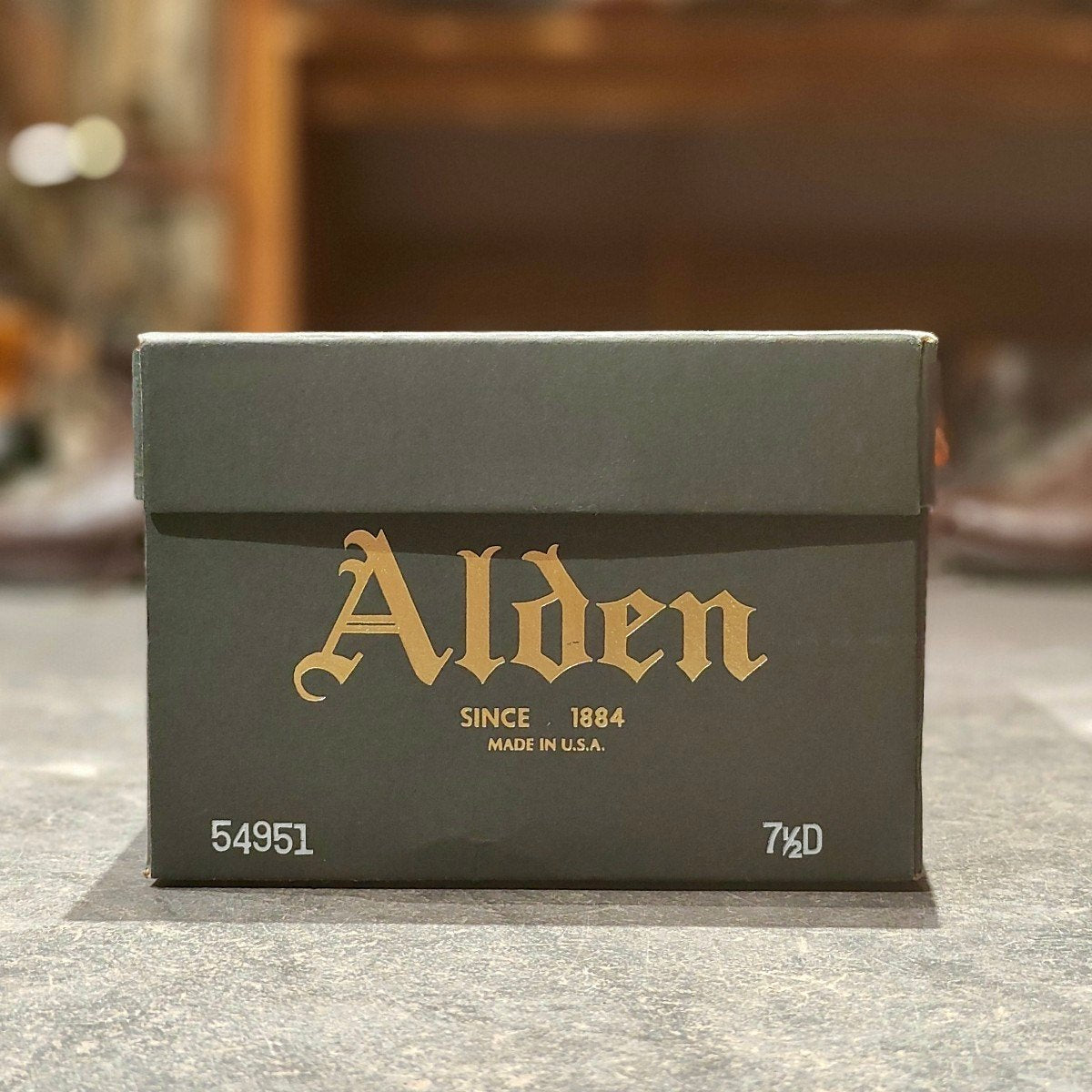 希少 使用数回【ALDEN】オールデン 125周年記念限定モデル 54951 Vチップ コードバン ダークブラウン サイズUS7.5D モディファイドラスト