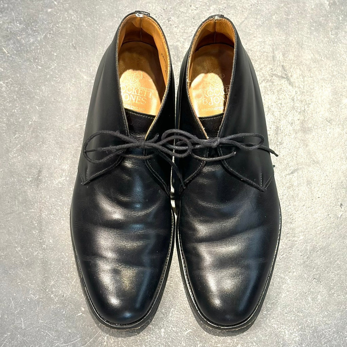 極美品【CROCKETT&JONES】クロケット&ジョーンズ チャートシー チャッカブーツ カーフ ブラック サイズUK7E 224ラスト