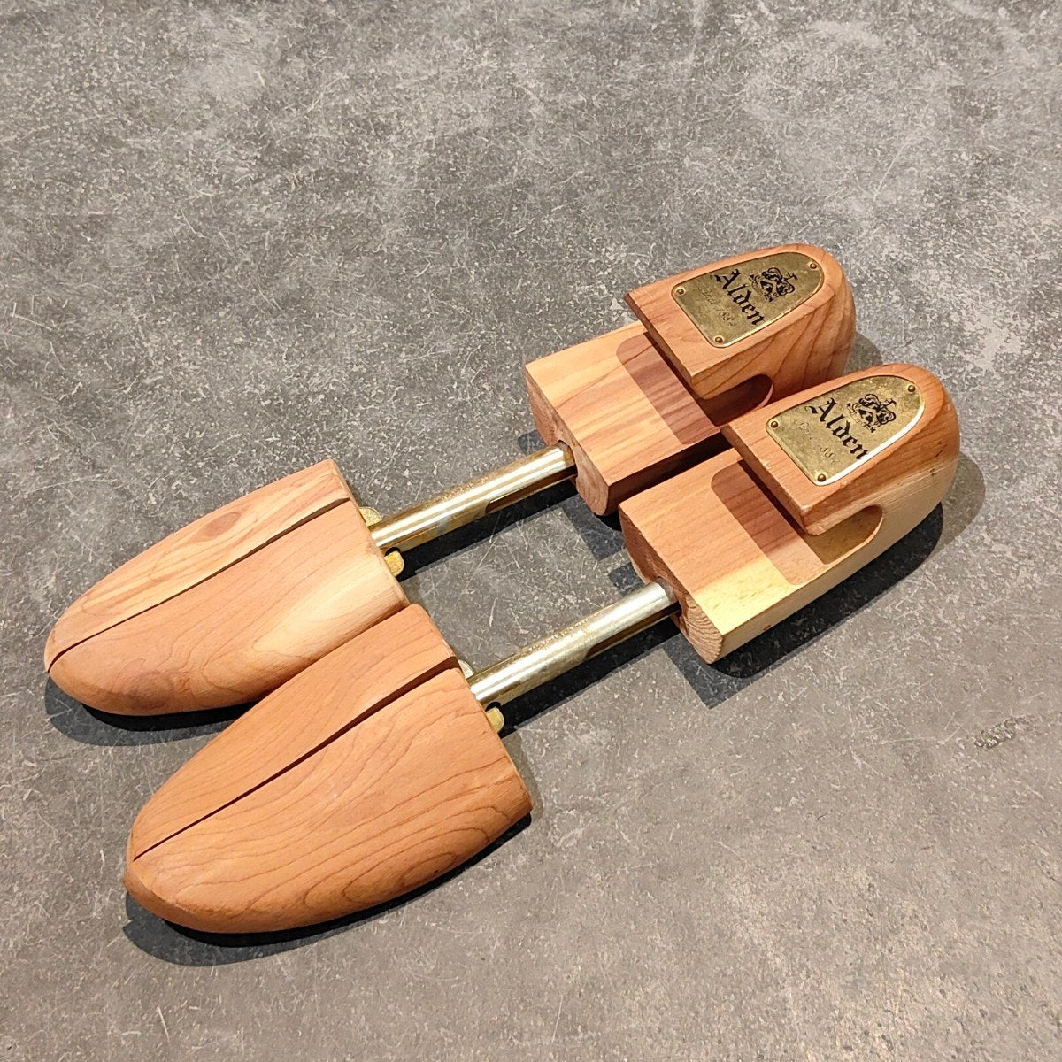 希少 極美品【ALDEN】オールデン ブローグ別注 D7302 セミブローグ コードバン ダークバーガンディ サイズ US8.5D ハンプトンラスト