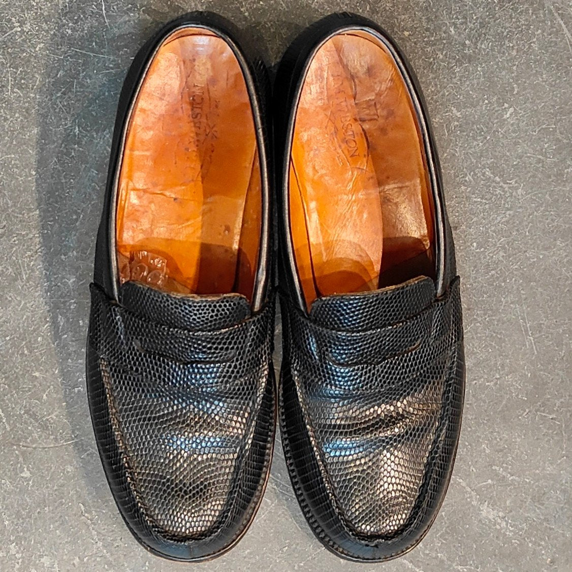 希少 【J.M.WESTON 】ジェイエムウエストン180 シグニチャーローファー リザード 旧旧旧ロゴ ブラック サイズUK5C 41ラスト 参考定価¥363,000-