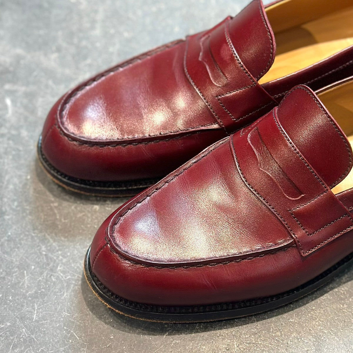 極美品【J.M.WESTON】ジェイエムウエストン シグネチャーローファー 180 ボックスカーフ トゥカンバーガンディ サイズ 6B 41ラスト
