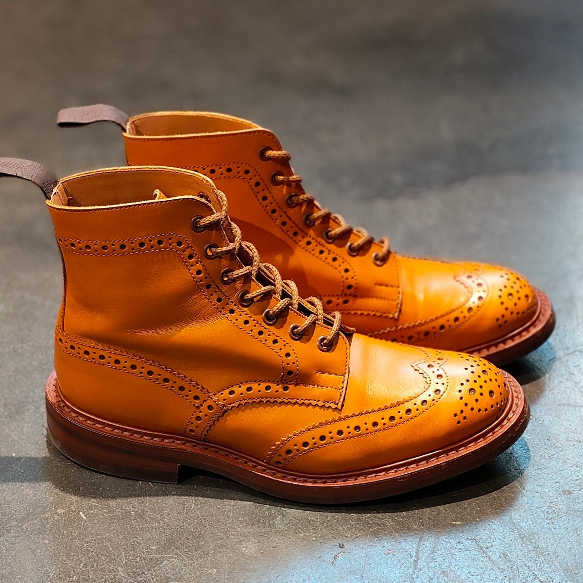 使用数回 【Tricker’s】トリッカーズ モールトン ブーツ カーフ エイコン サイズ UK6.5 参考定価¥132,000-