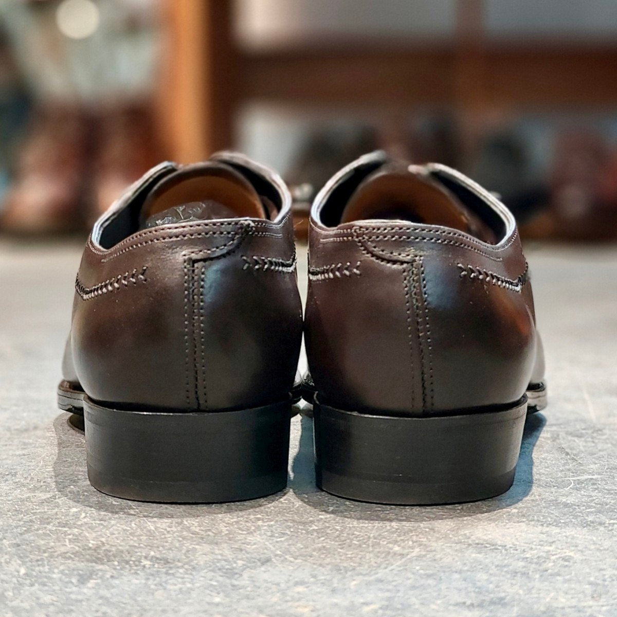 希少 極美品【JOHN LOBB】ジョンロブ ホルト HOLT 2019イヤーモデル ホールカット ダークブラウン サイズ UK7E 0118ラスト