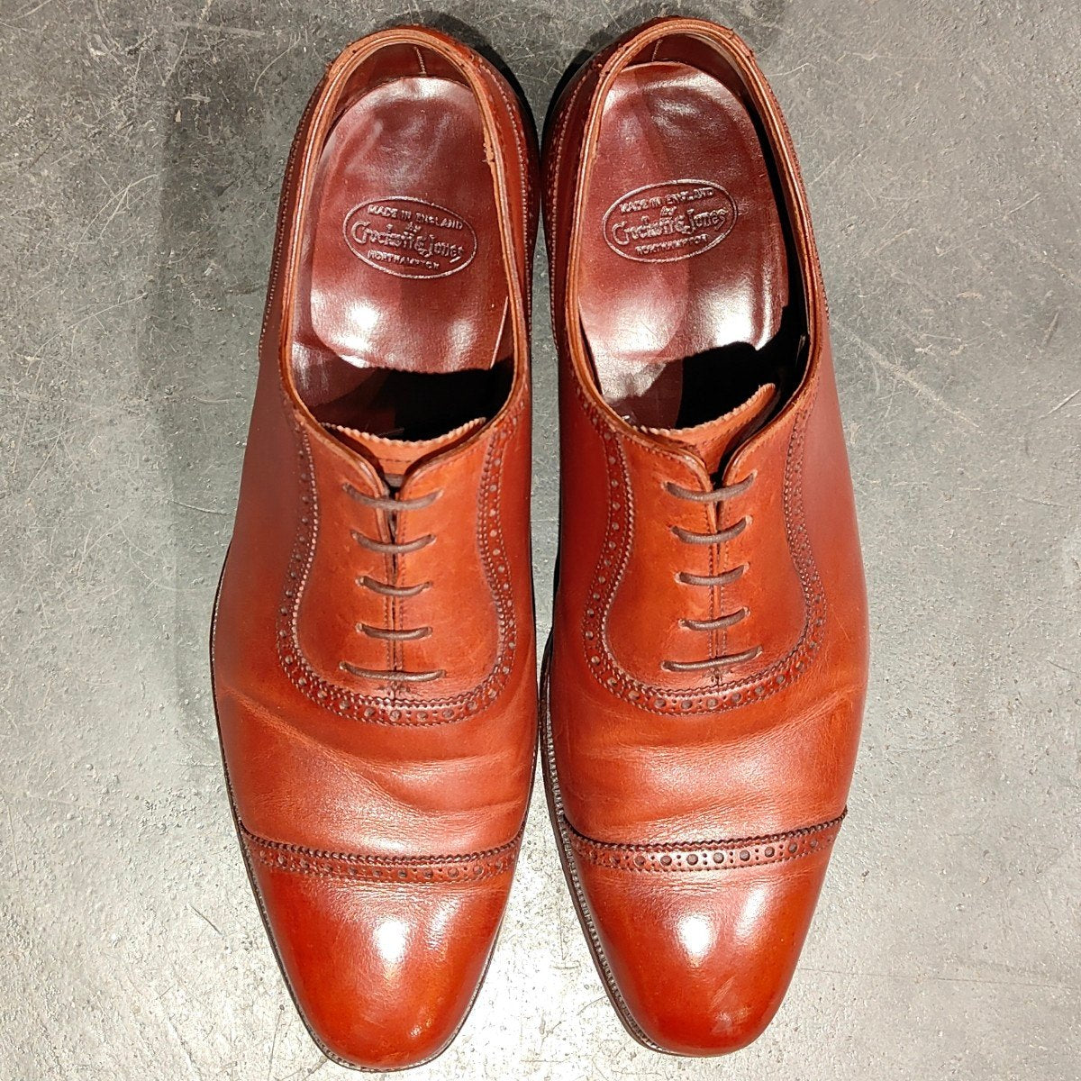 美品 【CROCKETT&JONES】クロケットアンドジョーンズ パンチドキャップトゥ カーフ ブラウン サイズUK8D 337ラスト 参考定価¥154,000-