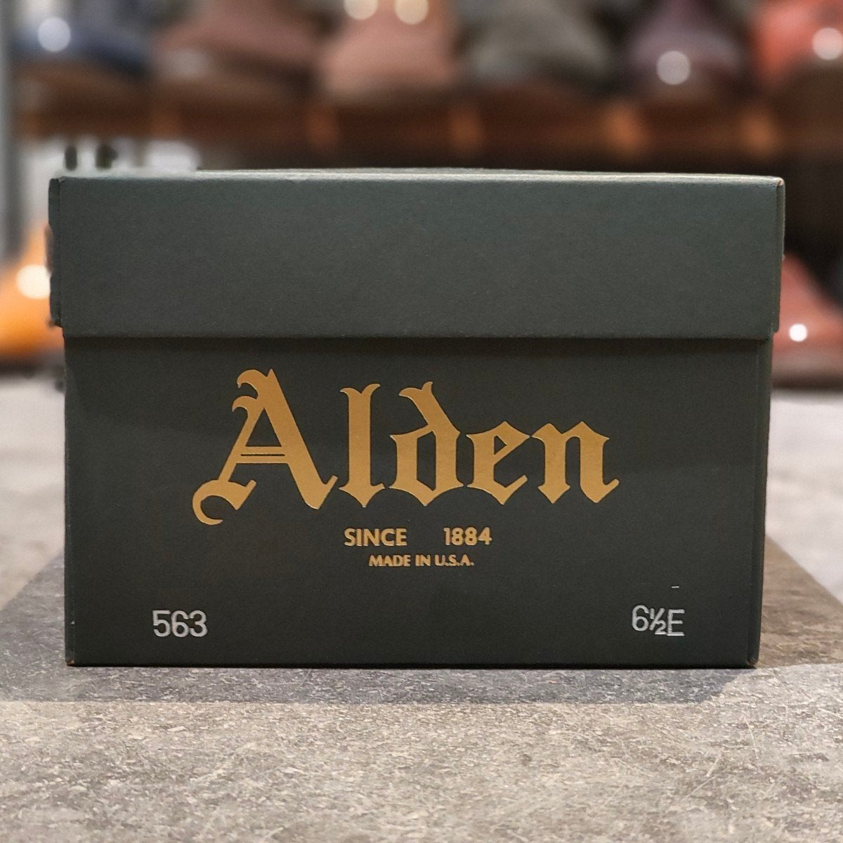 使用数回 【ALDEN】オールデン 563 タッセルローファー コードバン ダークバーガンディ サイズUS6.5E アバディーンラスト 参考定価¥217,800-