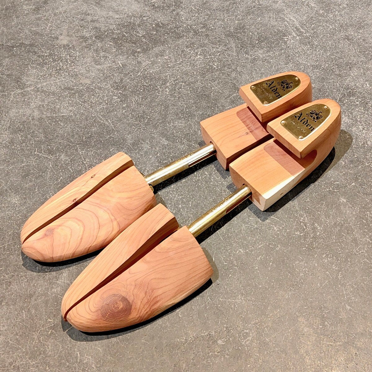 希少 極美品 【ALDEN】オールデン N1110 タッセルローファー コードバン レジーナグレインカーフ ダークブラウン サイズUS9D プラザラスト