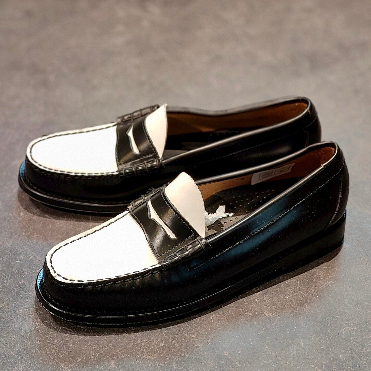 新品未使用 【G.H.Bass&Co. 】 ジーエイチバス 11010H ラーソン ローファー カーフ ブラック×ホワイト サイズ US8 定価¥39,600-