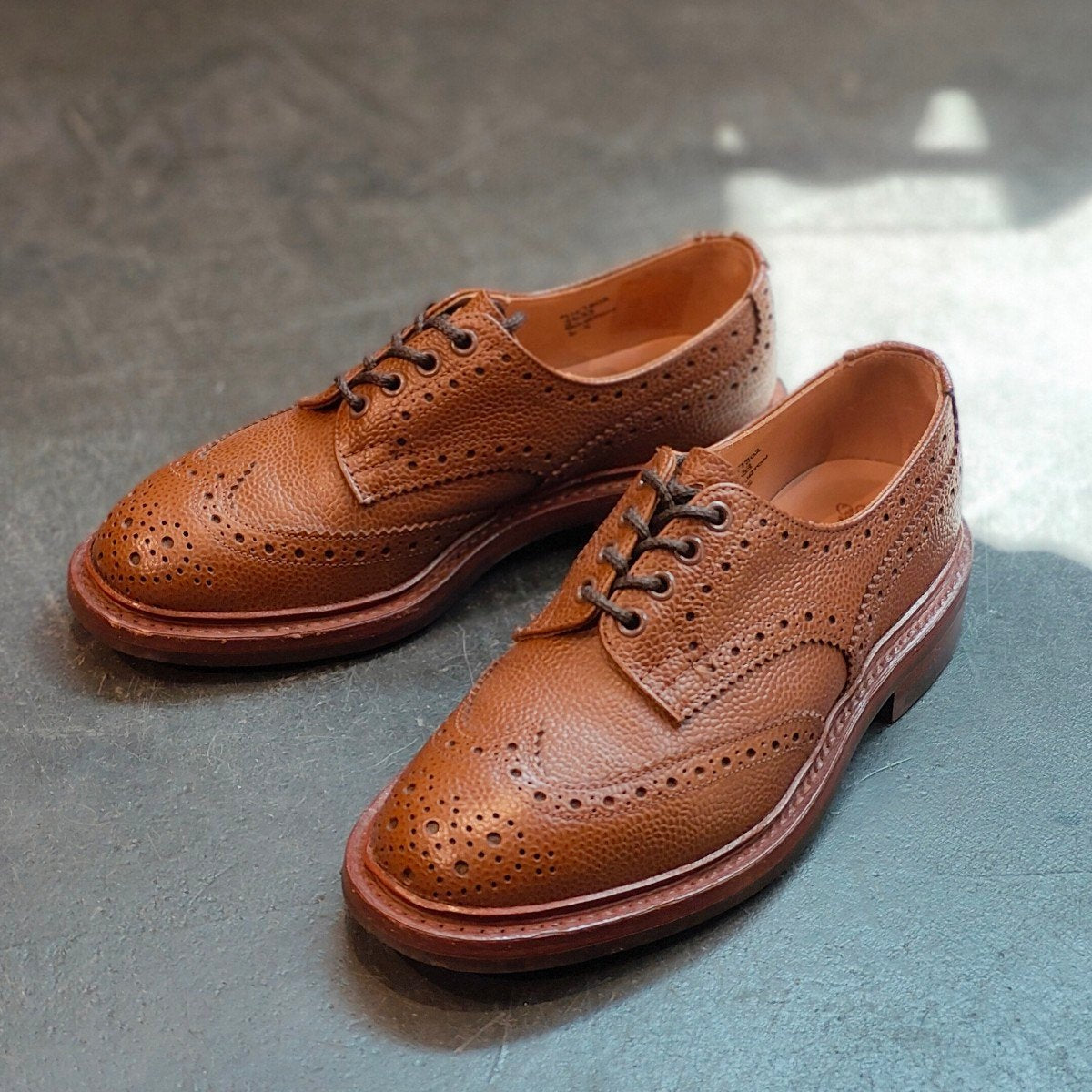 【Tricker’s】トリッカーズ バートン 5633 フルブローグ グレインレザー ブラウン UK6 BOURTON