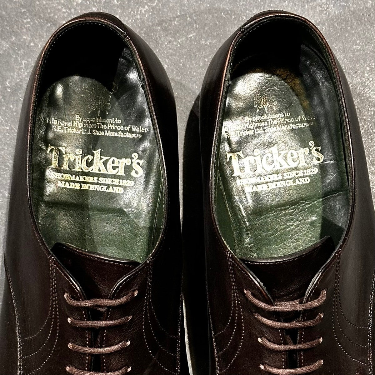 【Tricker’s】トリッカーズ M7640 ストレートチップ 外羽根 カーフ ブラウン サイズUK9.5