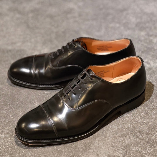 美品【Church’s】チャーチ コンサル ストレートチップ 4都市 ポリッシュドバインダーカーフ ブラック サイズUK90G 173ラスト 参考定価¥181,500-