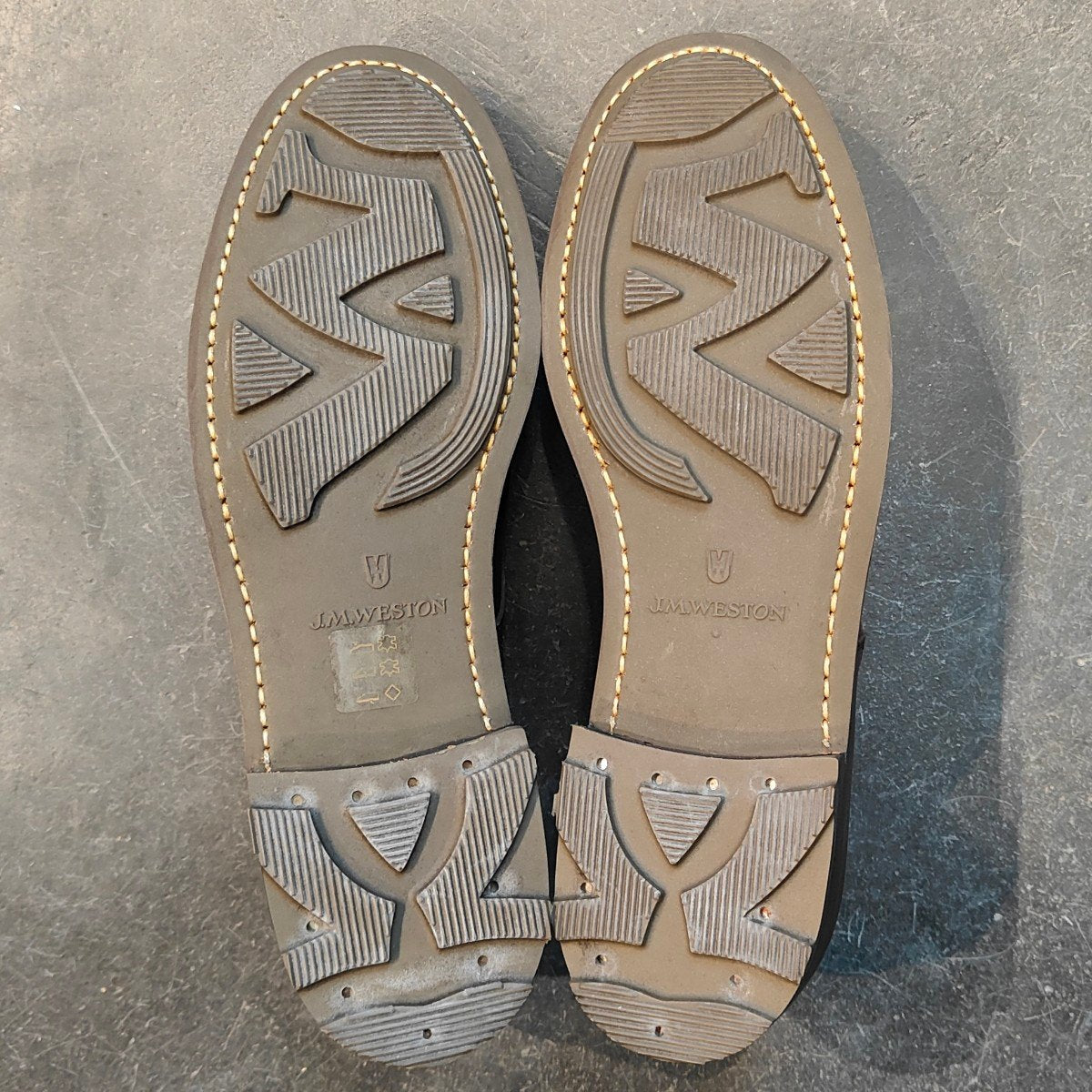 希少 新品未使用 【J.M.WESTON】ジェイエムウエストン 641 ゴルフ Uチップ 旧旧ロゴ カーフ ダークブラウン サイズ UK9C 31ラスト 参考定価¥176,000-