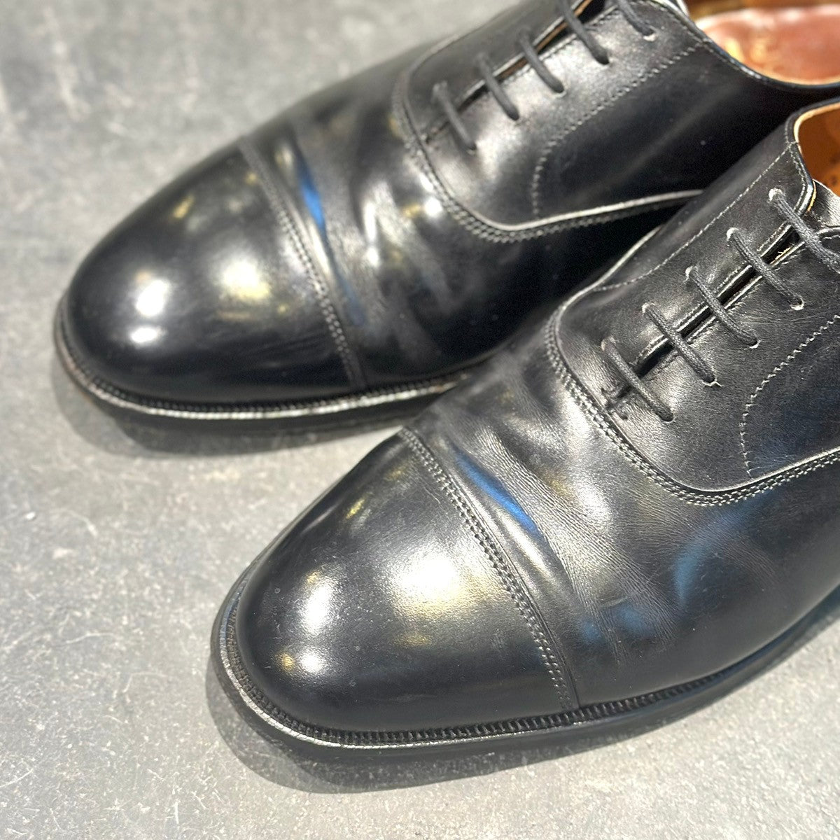 極美品【CROCKETT&JONES】クロケット&ジョーンズ コノート ストレートチップ カーフ ブラック UK7E 236ラスト