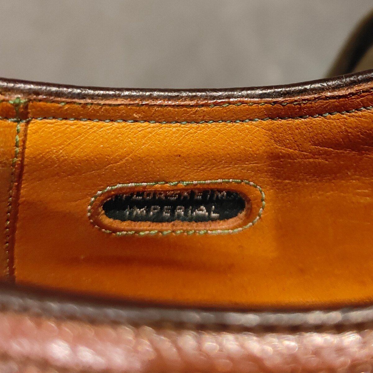 希少【FLORSHEIM】フローシャイム ケンムーア 筆記体ロゴ 緑枠 ウイングチップ グレインレザー ブラウン サイズ US8.5C