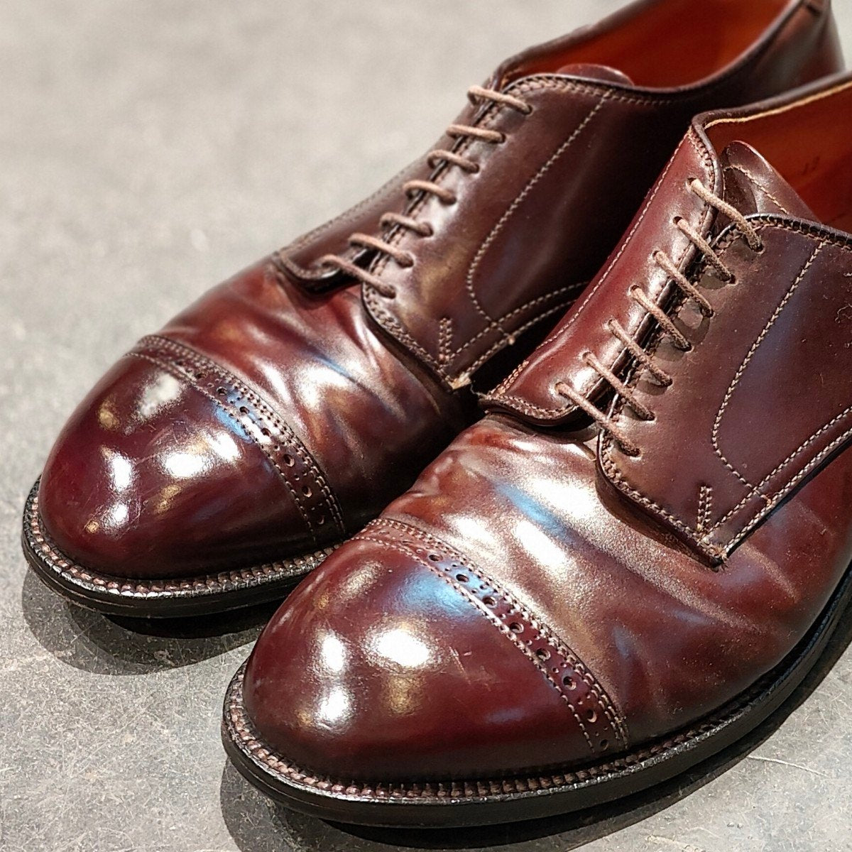 【ALDEN】オールデン アナトミカ別注 56259 パンチドキャップトゥ コードバン ダークバーガンディ サイズUS8.5D モディファイドラスト