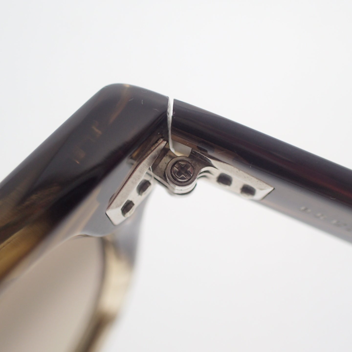 【OLIVER PEOPLES】オリバーピープルズ×ブルネロクチネリ OV5473SU サングラス ブラウン