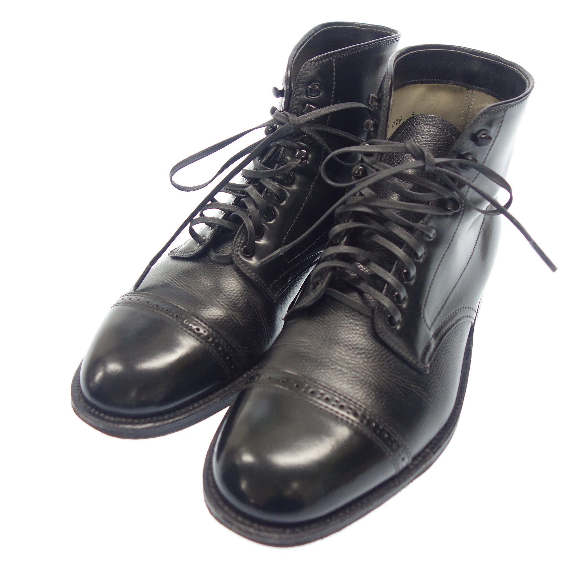 Alden lace up bootファッション