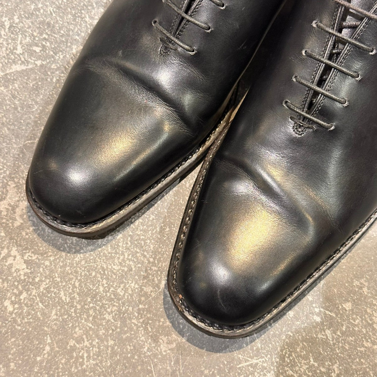 【Salvatore Ferragamo】サルヴァトーレフェラガモ ホールカット カーフ ブラック サイズUK7EE