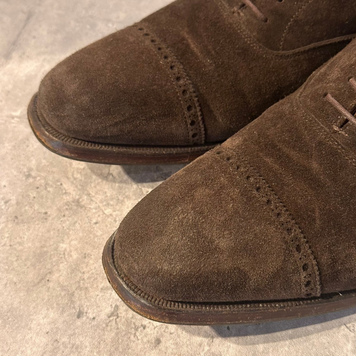 【CROCKETT&JONES】クロケット＆ジョーンズ ベルグレイプ パンチドキャップトゥ スエード ブラウン サイズUK8E