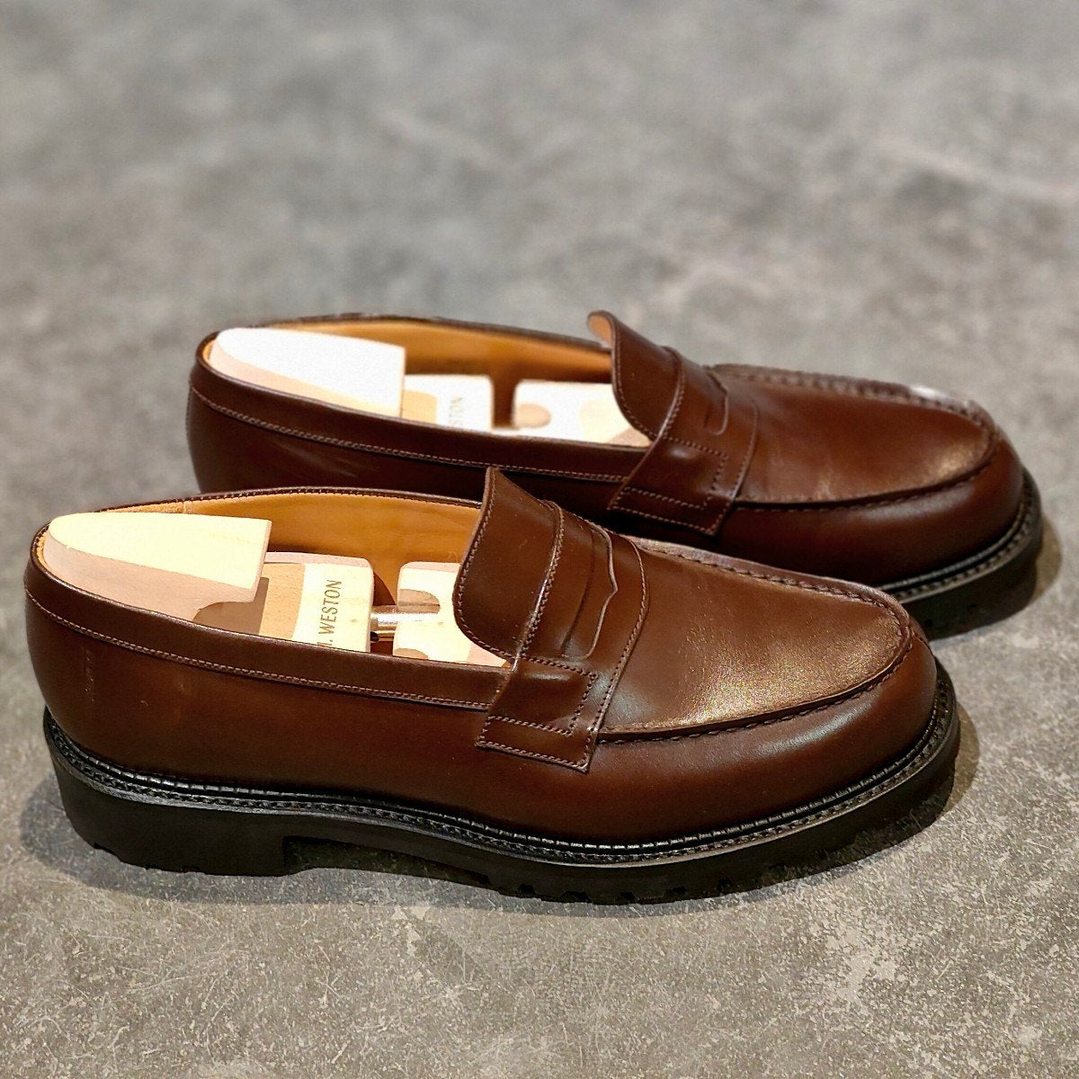 美品J.M.WESTON　ブラウンローファー ジェイエムウエストン J.M. WESTON J.M.WESTON ローファー Signature