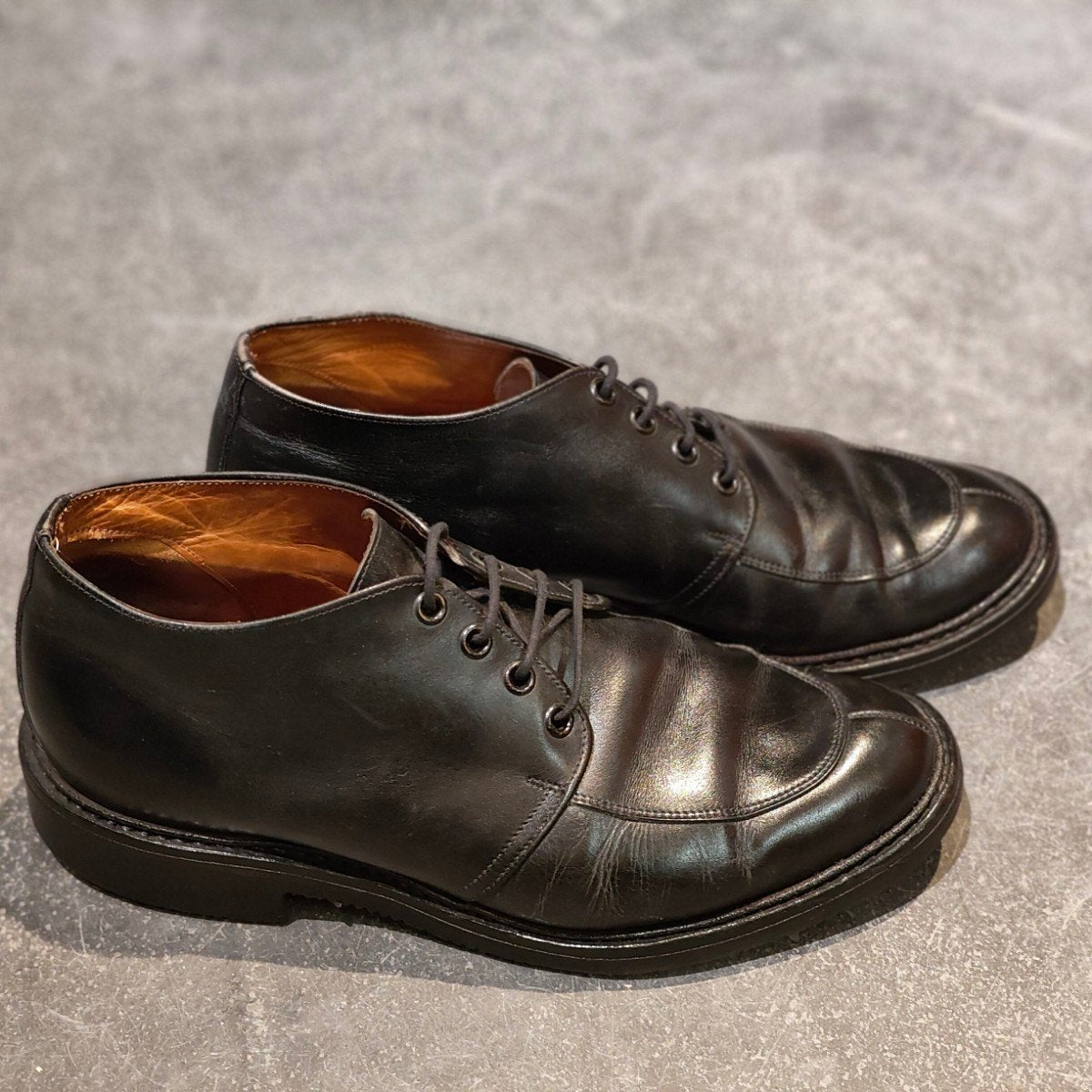 【オンライン限定】【Tricker's】トリッカーズ  ショートブーツ Uチップ カーフ ブラック サイズUK7.5