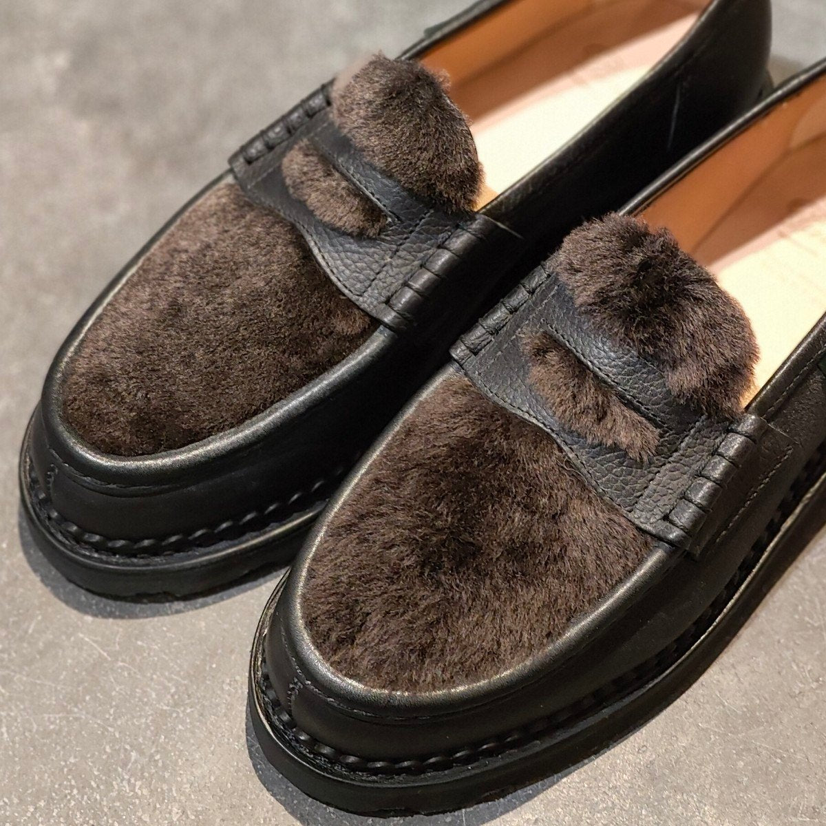 新品未使用【Paraboot】パラブーツ ランス コインローファー  ムートン グレインレザー ブラック サイズ UK7