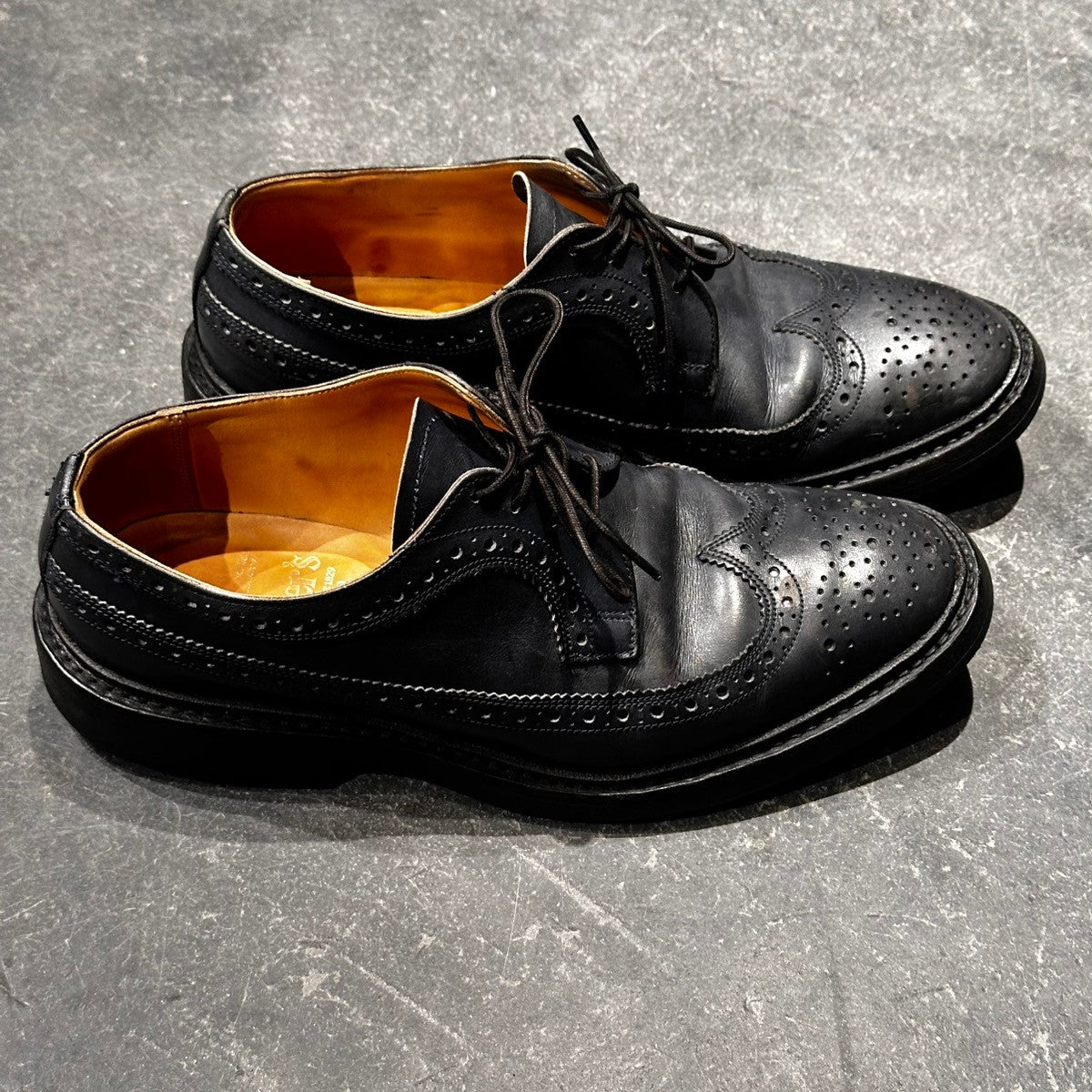 【Tricker’s】トリッカーズ ロングウイングチップ M5164 カーフ ネイビー サイズUK7