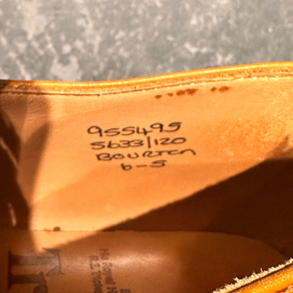 【Tricker’s】トリッカーズ M5633 ウイングチップ カーフ エイコンアンティーク サイズUK6 4444ラスト