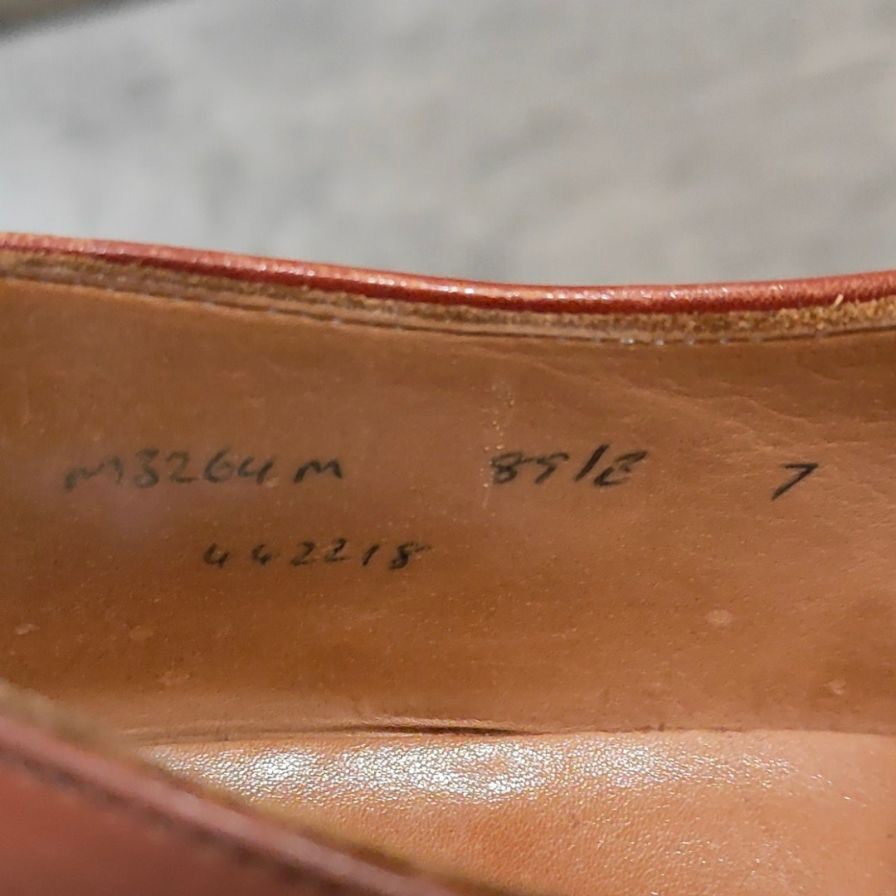 【Lloyd Footwear】ロイドフットウェア M3264M パンチドキャップトゥ カーフ ブラウン サイズUK7