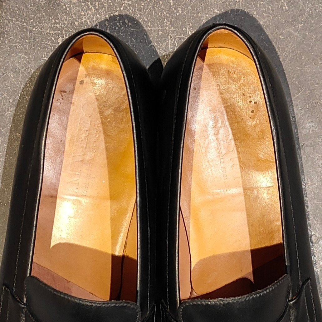 極美品 【J.M.WESTON】ジェイエムウエストン 180 シグニチャーローファー ボックスカーフ ブラック サイズ UK7.5D 41ラスト 参考定価￥156,200-