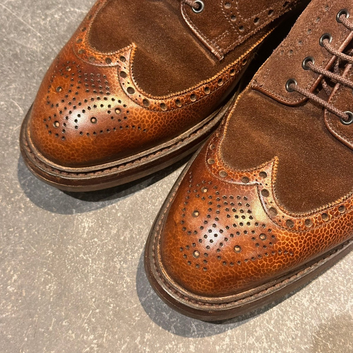 【CROCKETT&JONES】クロケット&ジョーンズ カーディガン4 ウイングチップ グレインレザー×スエード ブラウン サイズUK9.5D