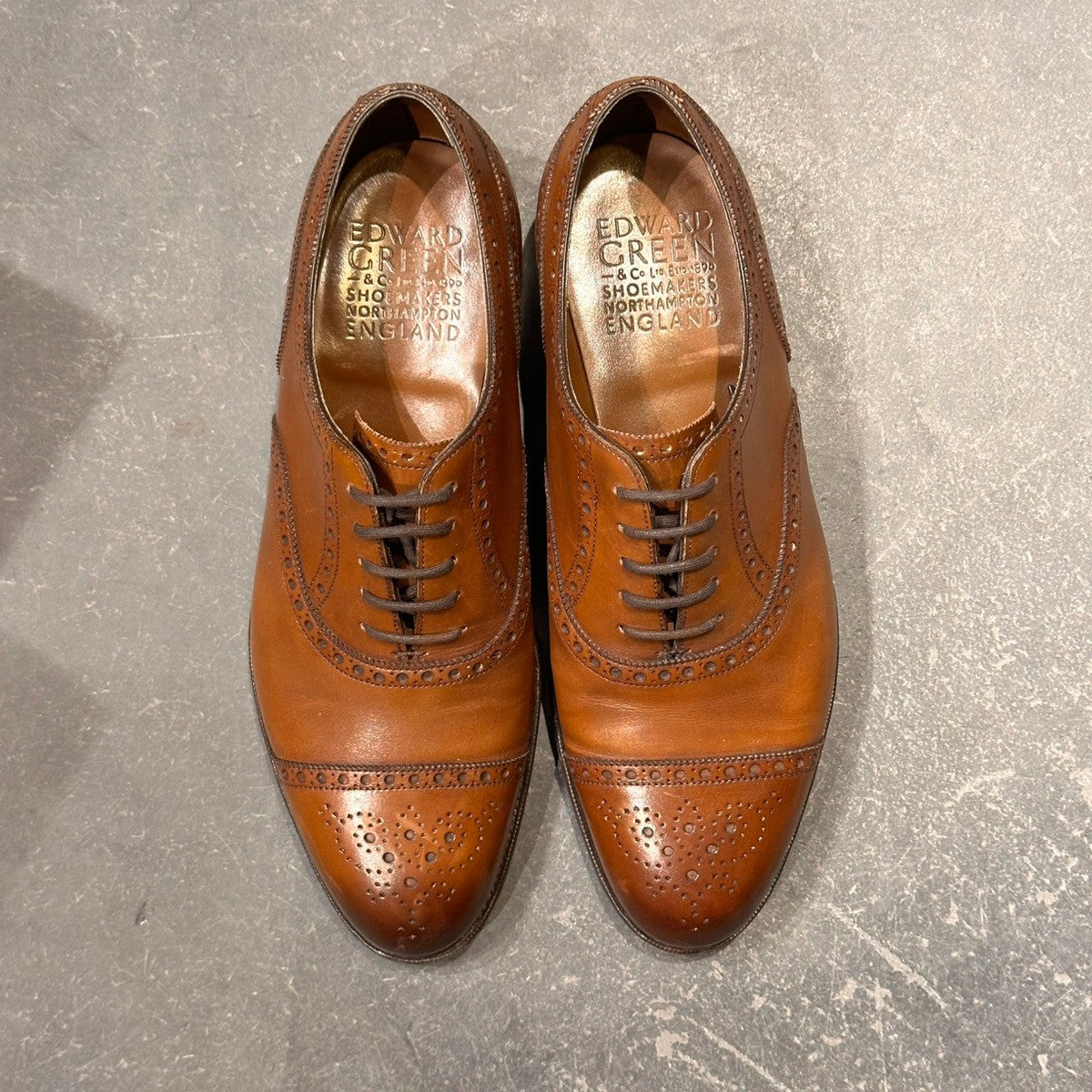 美品【EDWARD GREEN】エドワードグリーン セミブローグ カドガン カーフ ダークオークアンティーク サイズUK6E 202ラスト