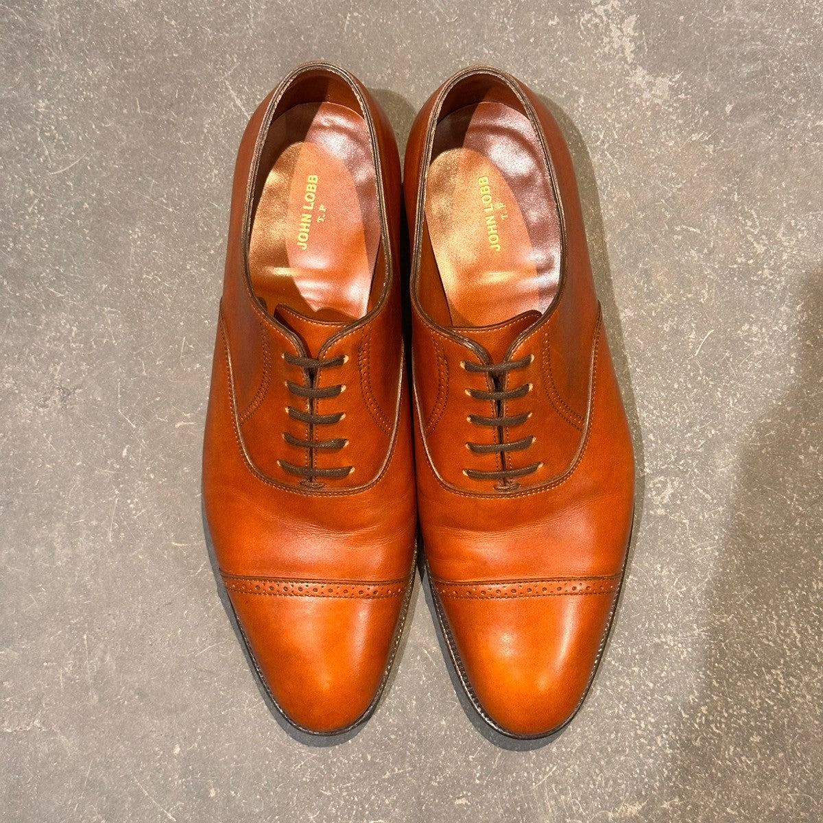 美品 John Lobb PHILIP2 / 6E / #7000 美品【JOHN LOBB】ジョンロブ フィリップ2 Philip II パンチドキャップ