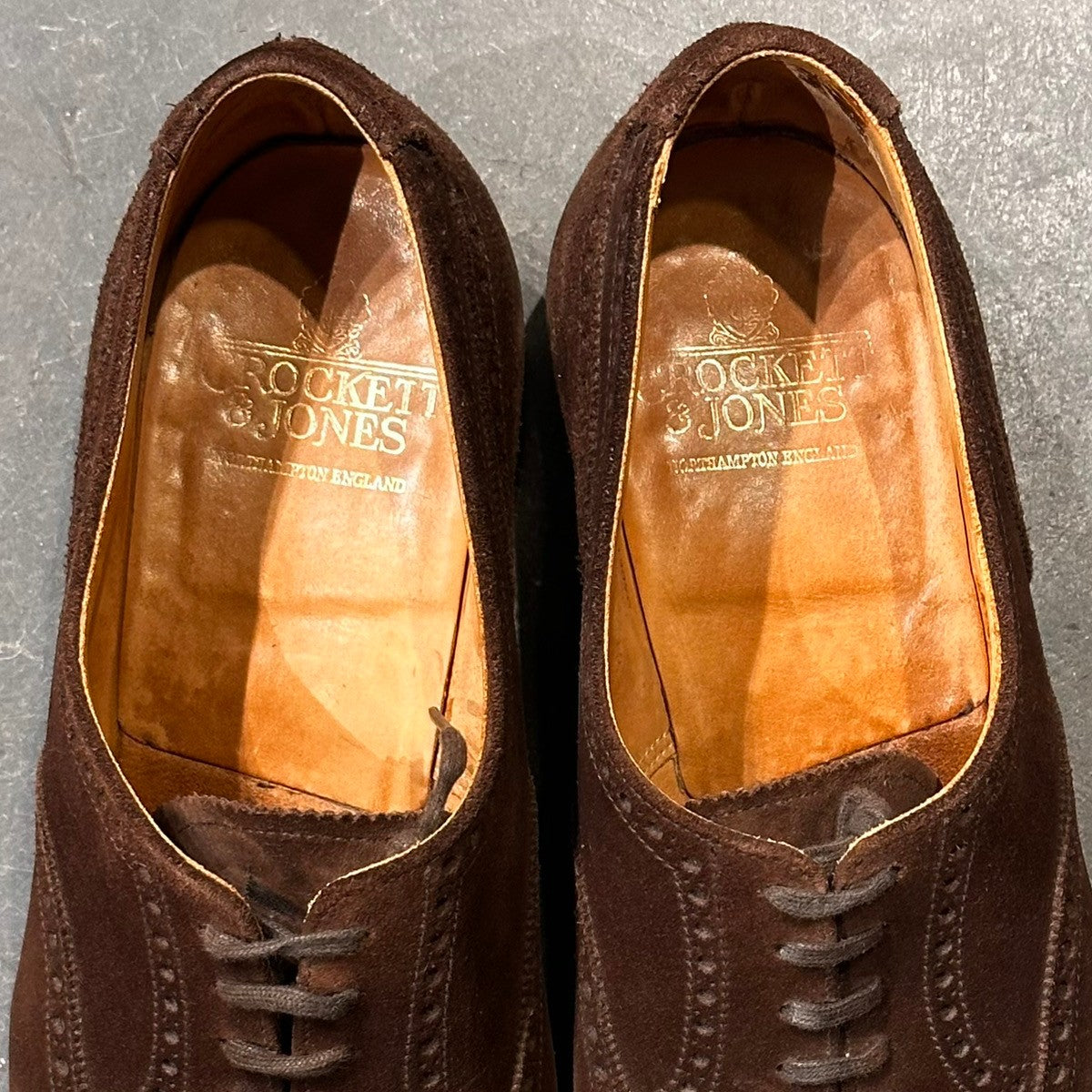 【CROCKETT&JONES】クロケット&ジョーンズ ヘイフォードHEYFORD スエード パンチドキャップトゥ ブラウン サイズUK9D 365ラスト