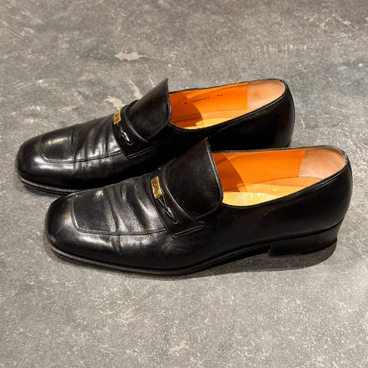 【TANINO CRISCI】タニノクリスチー 106983 スクエアトゥ ローファ― ブラック サイズUK7.5