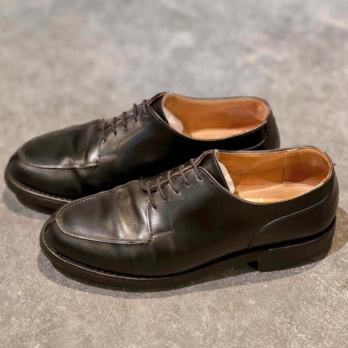 美品【CROCKETT&JONES】クロケットジョーンズ モールトン Uチップ カーフ ブラック サイズUK6E 292ラスト 参考定価￥132,000-