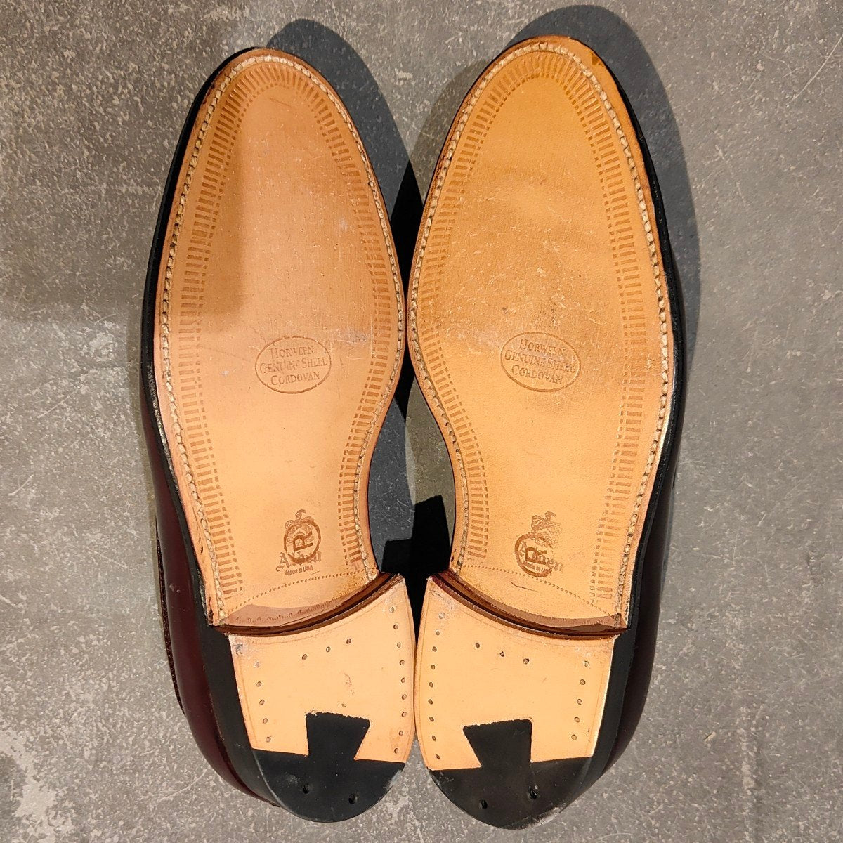 試着程度【ALDEN】オールデン 563 R品 タッセルローファー コードバン ダークバーガンディ サイズUS7D アバディーンラスト 参考定価￥217,800-