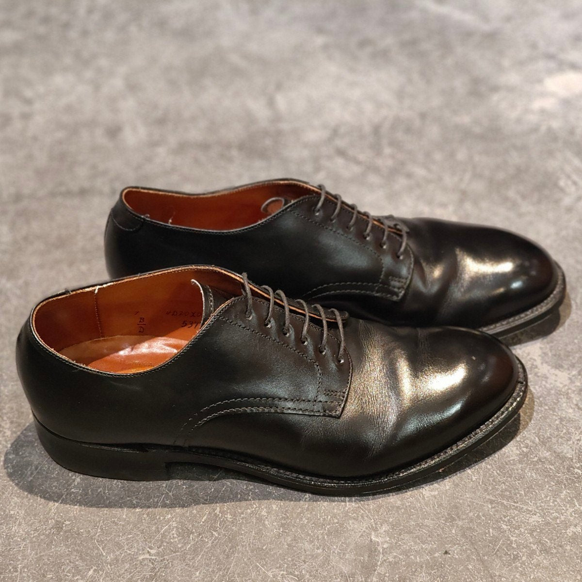 極美品【ALDEN】オールデン アナトミカ別注 5379 プレーントゥ モディファイドラスト ブラック カーフ サイズUS7D モディファイドラスト