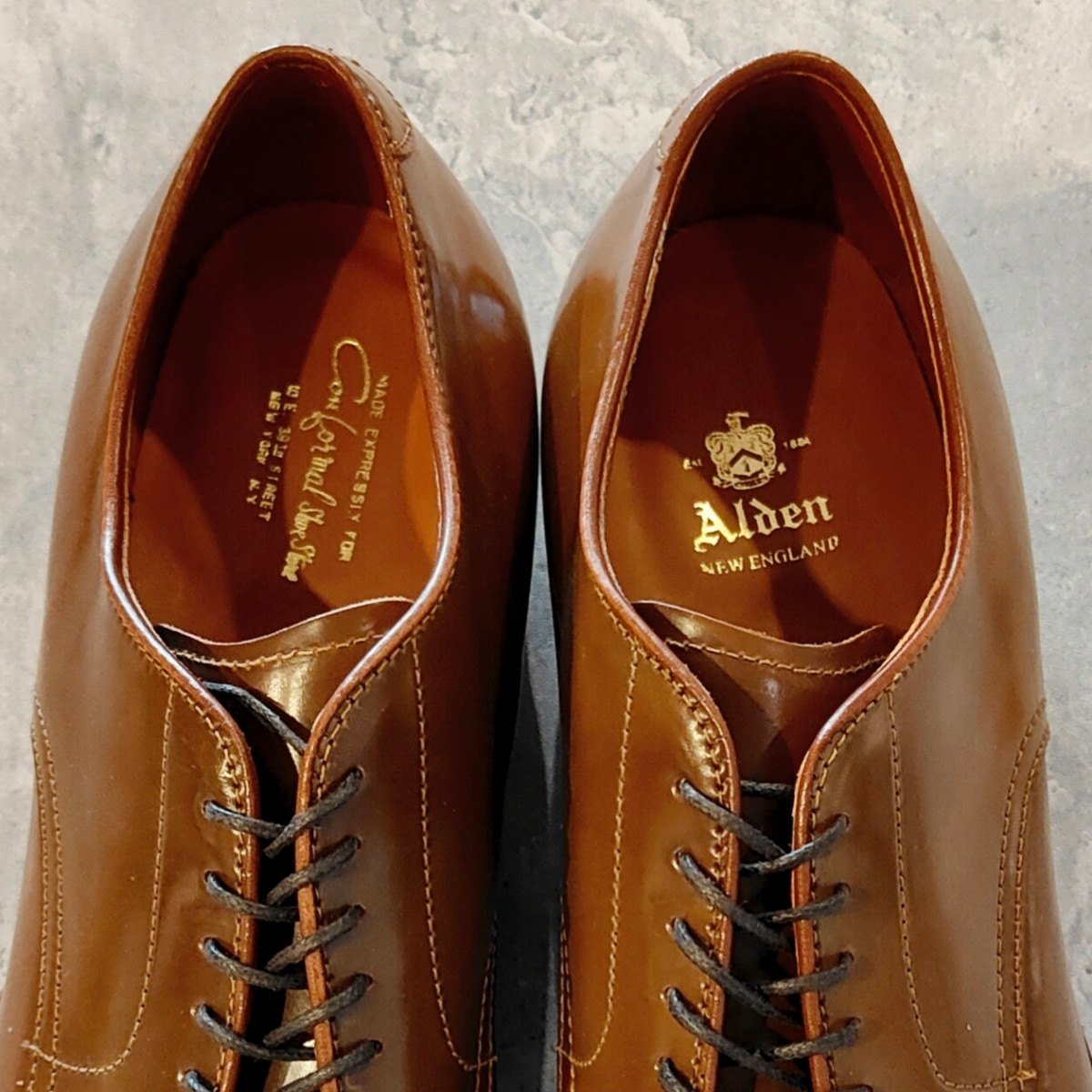 希少 未使用【ALDEN】オールデン モールデッドシュー別注 D9625 Vチップ コードバン ウイスキー サイズUS11D モディファイドラスト