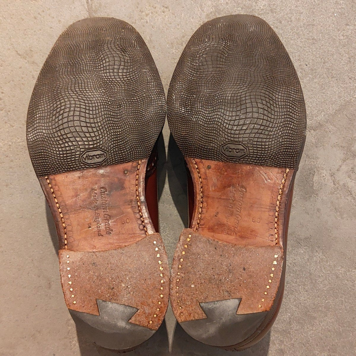 チャーチ　Church's　ホールカット　バーガンディ　三都市　ボルドー チャーチ Church´s ホールカット バーガンディ 三都市 ボルドー