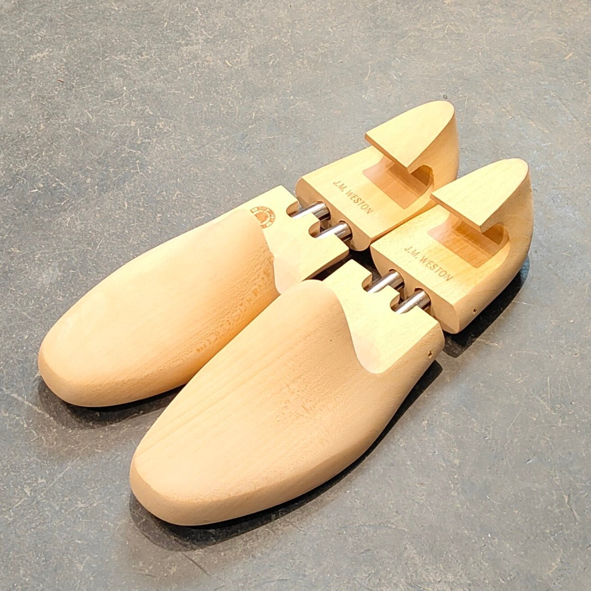 使用数回【J.M.WESTON】ジェイエムウエストン 180 シグニチャーローファー ボックスカーフ トゥカンバーガンディ サイズ U7.5D 41ラスト 参考定価￥156,200-