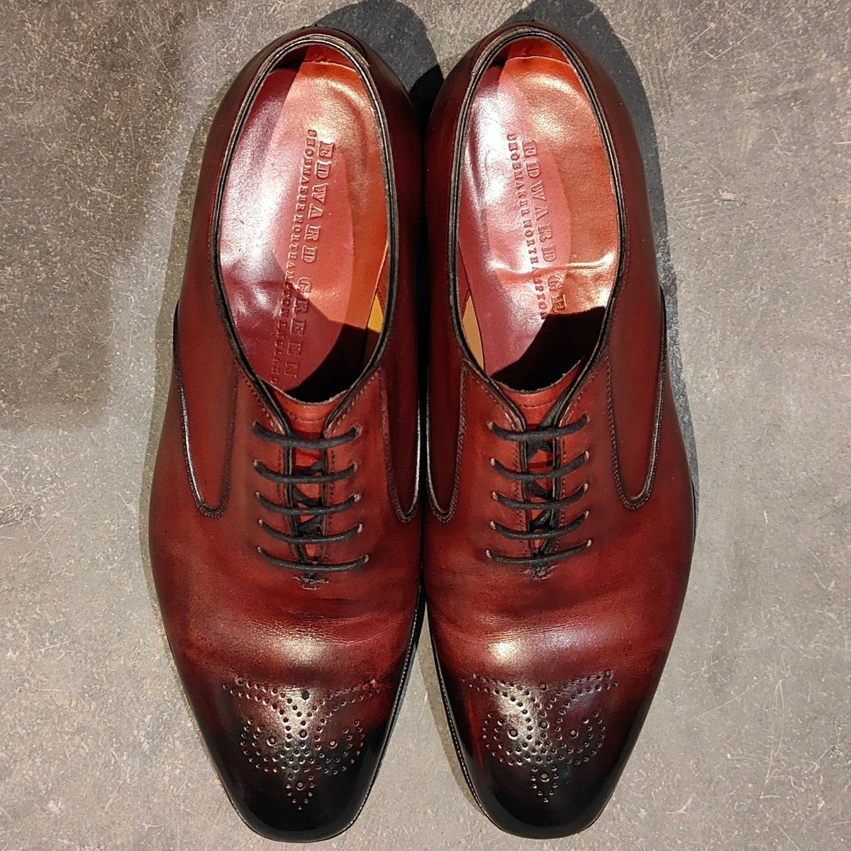 美品【EDWARD GREEN】エドワードグリーン ラドブローク 新宿伊勢丹別注オーダー品 ホールカット バーガンディ サイズ UK6E 808ラスト