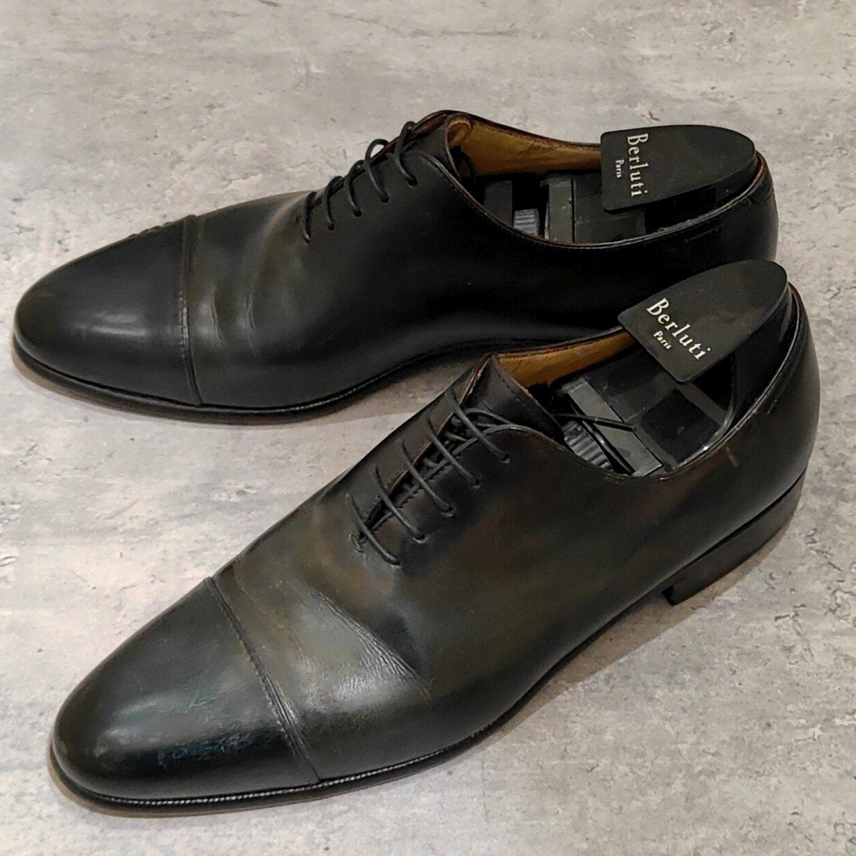 【Berluti】ベルルッティ ストレートチップ ステッチ カーフ グリーンパティーヌ サイズUK6