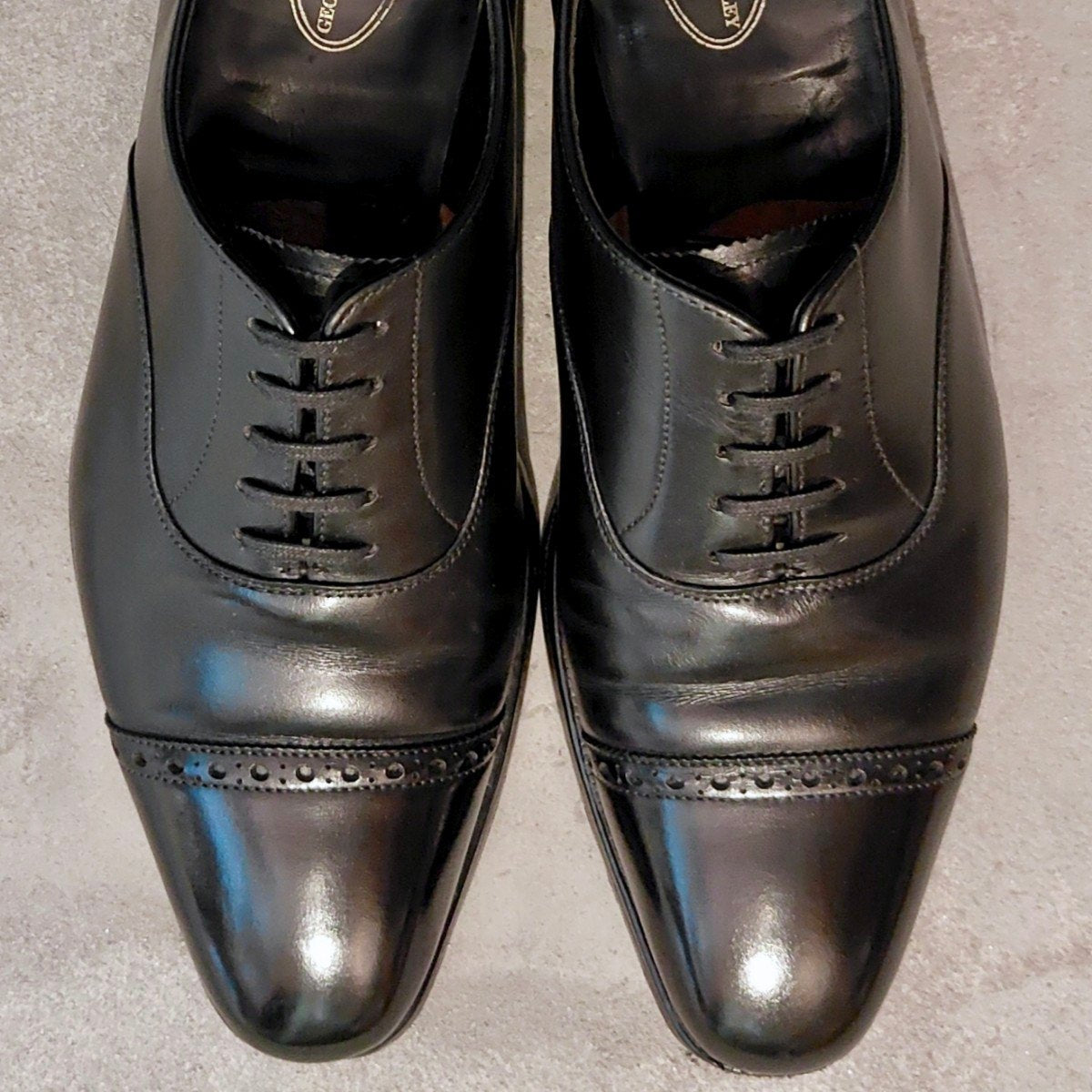 美品【GEORGE CLEVERLEY】ジョージクレバリー パンチドキャップトゥ 美品【GEORGE CLEVERLEY】ジョージクレバリー パンチドキャップトゥ
