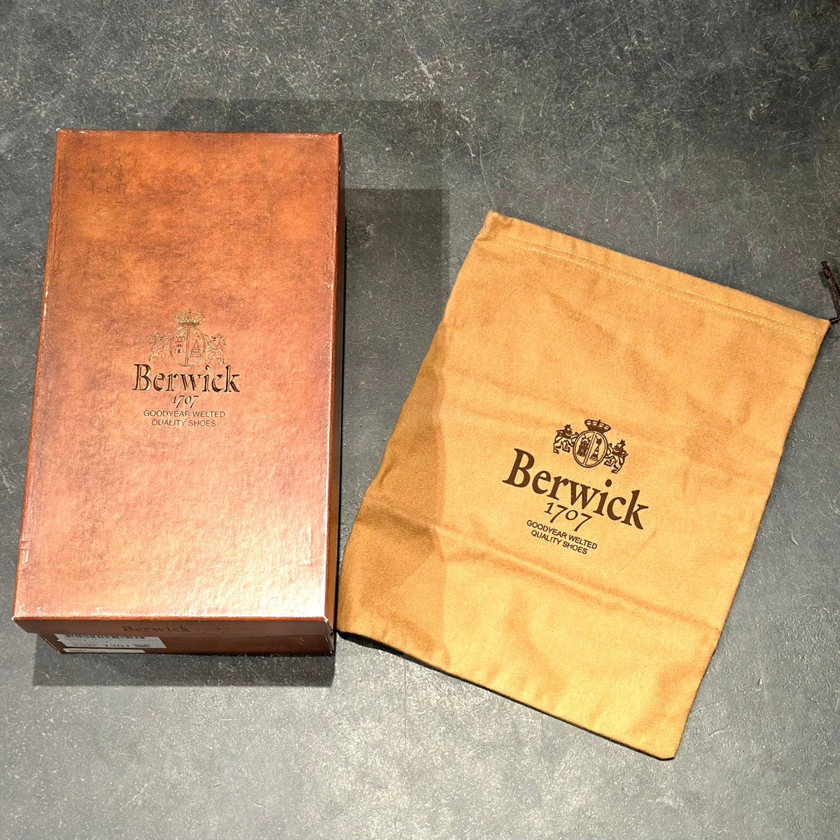 試着程度【Berwick】バーウィック 5245 ダブルモンク カーフ ダークブラウン サイズUK7.5