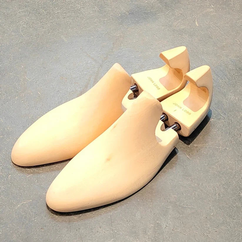 使用数回 【JOHN LOBB】ジョンロブ シティ2 ストレートチップ カーフ ブラック サイズUK6.5E 7000ラスト参考定価￥228,800-