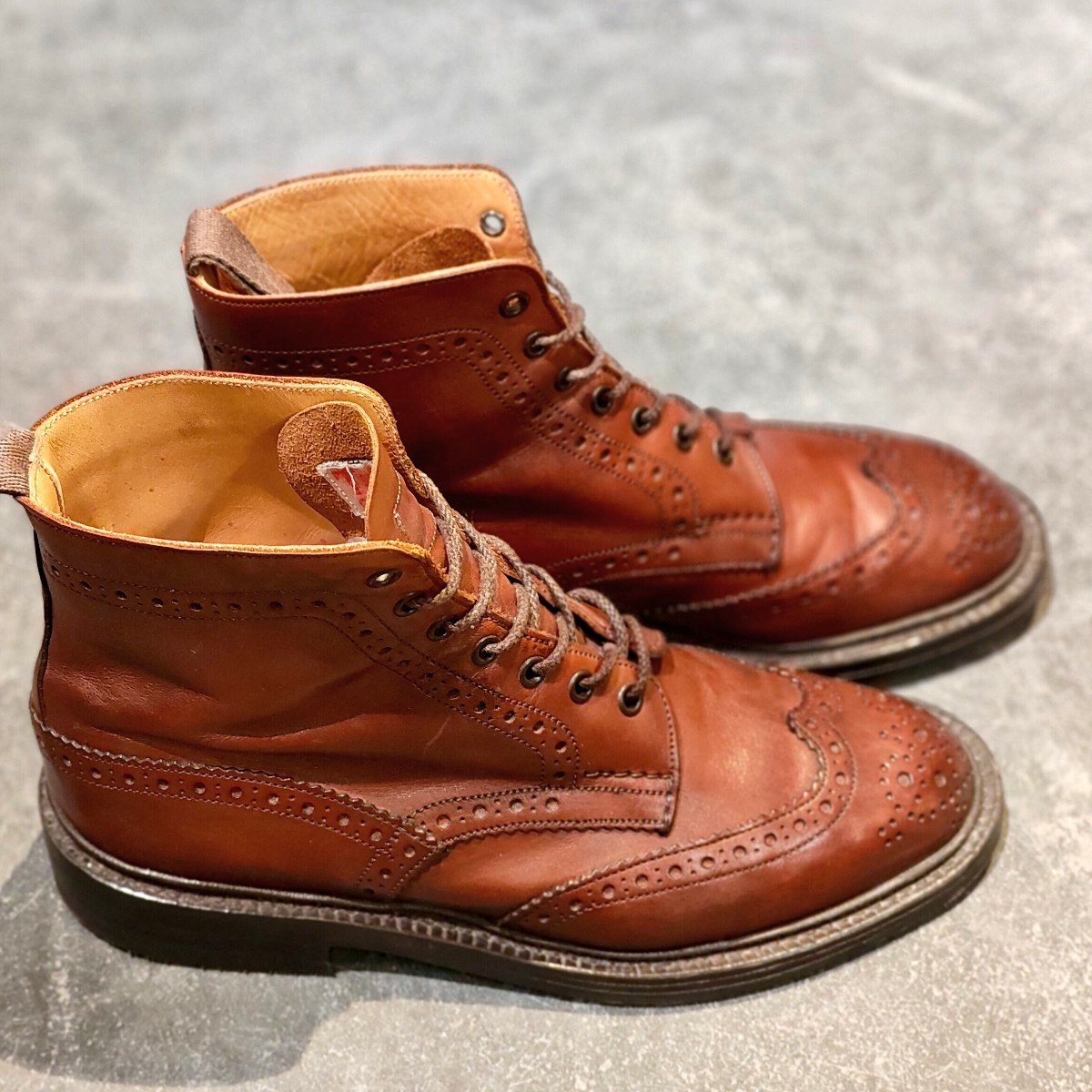 Tricker`s】トリッカーズ M2508 カントリーブーツ ウイングチップ