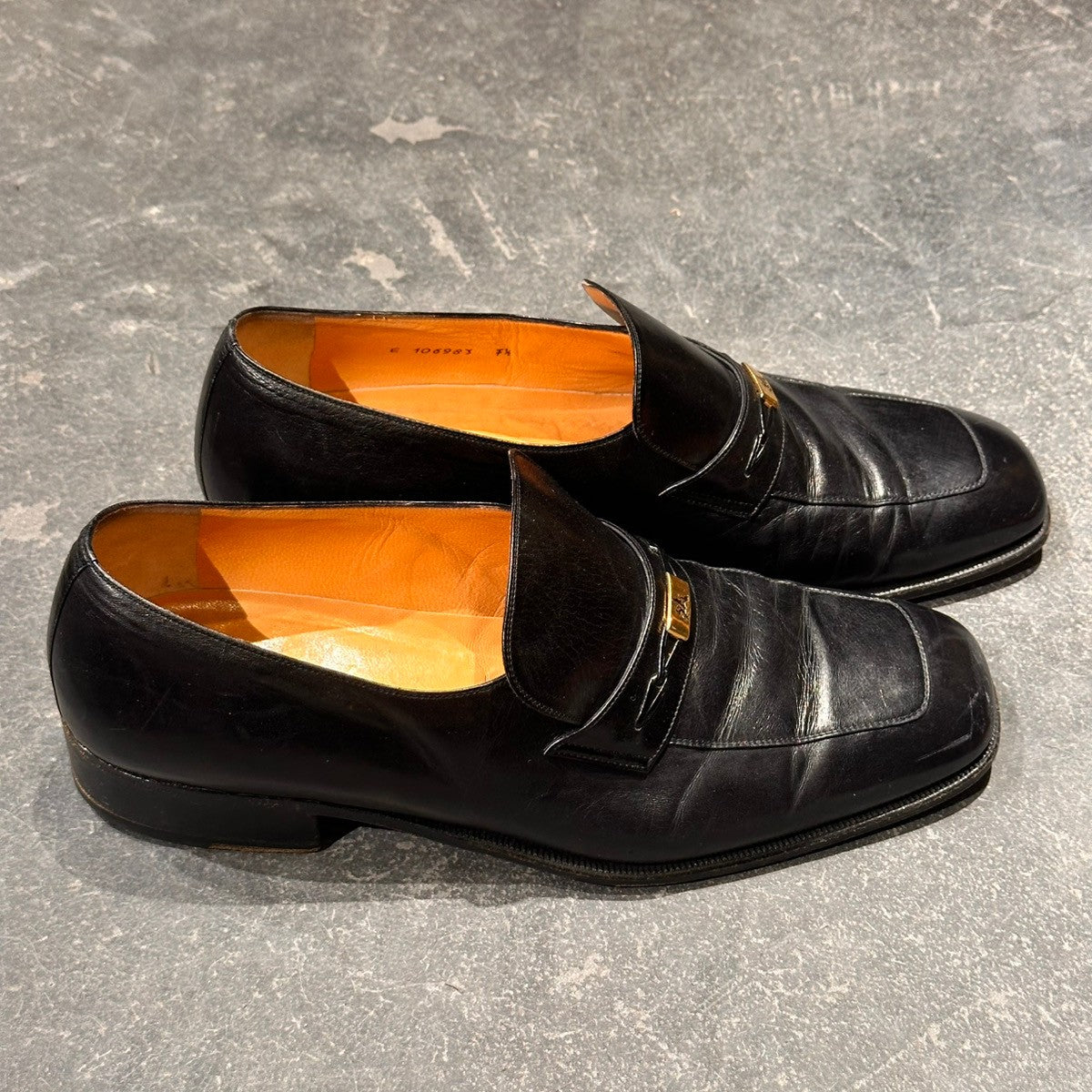 【TANINO CRISCI】希少 コブラヴァンプ 1枚革 黒 9 スリッポン TANINO CRISCI】希少 コブラヴァンプ 1枚革 黒 9 スリッポン 【公式通販】