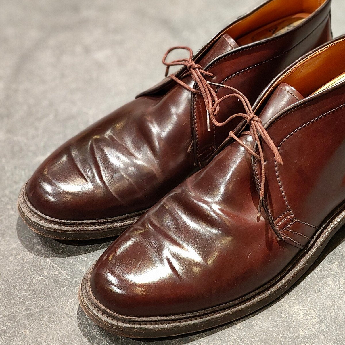 美品【ALDEN】オールデン チャッカブーツ 1339 コードバン ダークバーガンディ サイズUS9E バリーラスト 参考定価￥225,500-